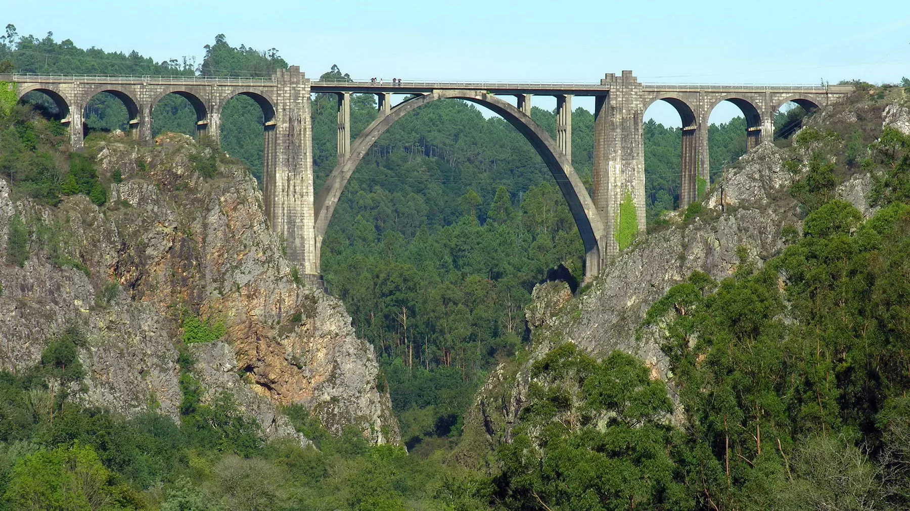 Puente de Gundián, Ponte Ulla